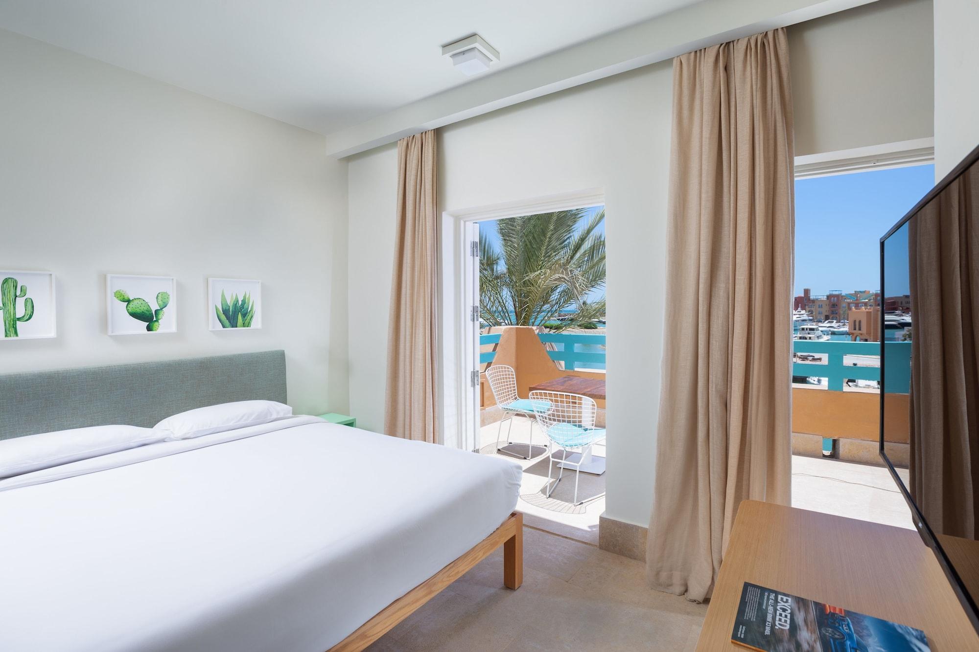Captain'S Inn Hotel Hurghada Exteriör bild